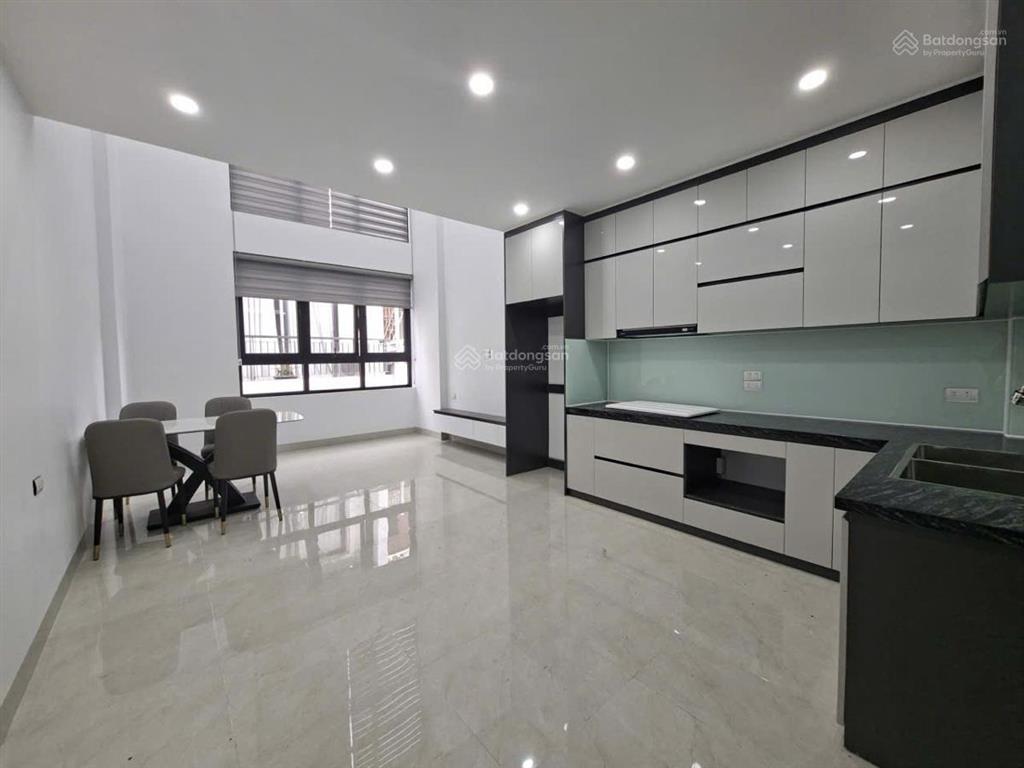 Bán nhà riêng 35m2, 7,8 tỷ tại phố việt hưng, phường việt hưng, quận long biên, hà nội