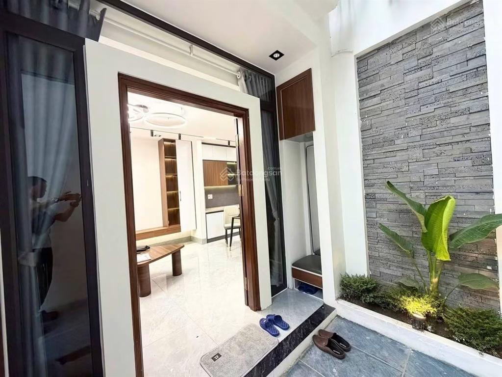 Chủ cần tiền giảm gần 1 tỷ muốn bán nhanh căn nhà lý sơn  ngọc thụy, dân xây tâm huyết