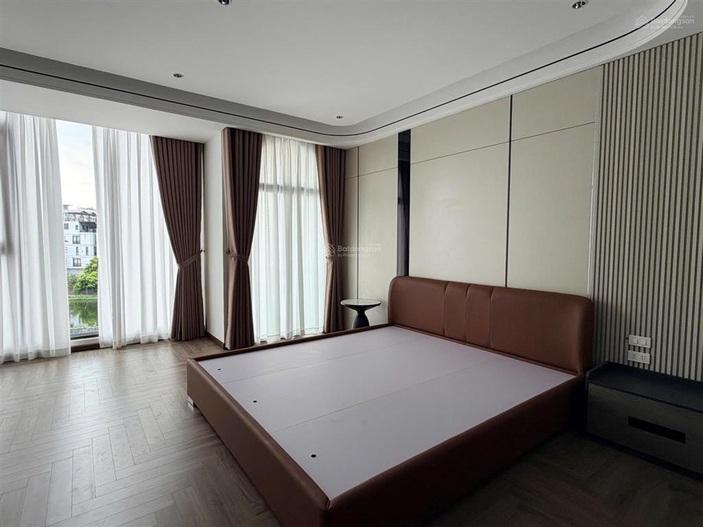Bán nr tại phố hồng tiến, 17 tỷ, 52 m2, pháp lý đầy đủ, bao đẹp