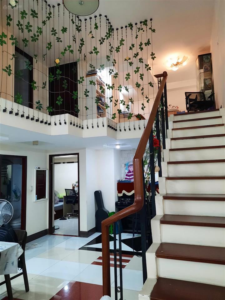 Chính chủ cần bán căn hộ duplex chung cư sky garden quận 7