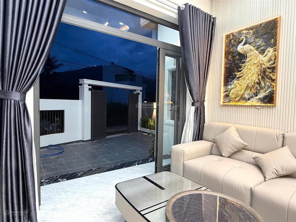 Nhà mới 1 trệt 1 lầu 3 phòng ngủ 96.8m2 ngang 7.5m đường rộng 7m đường cây duối, diên khánh 2ty950
