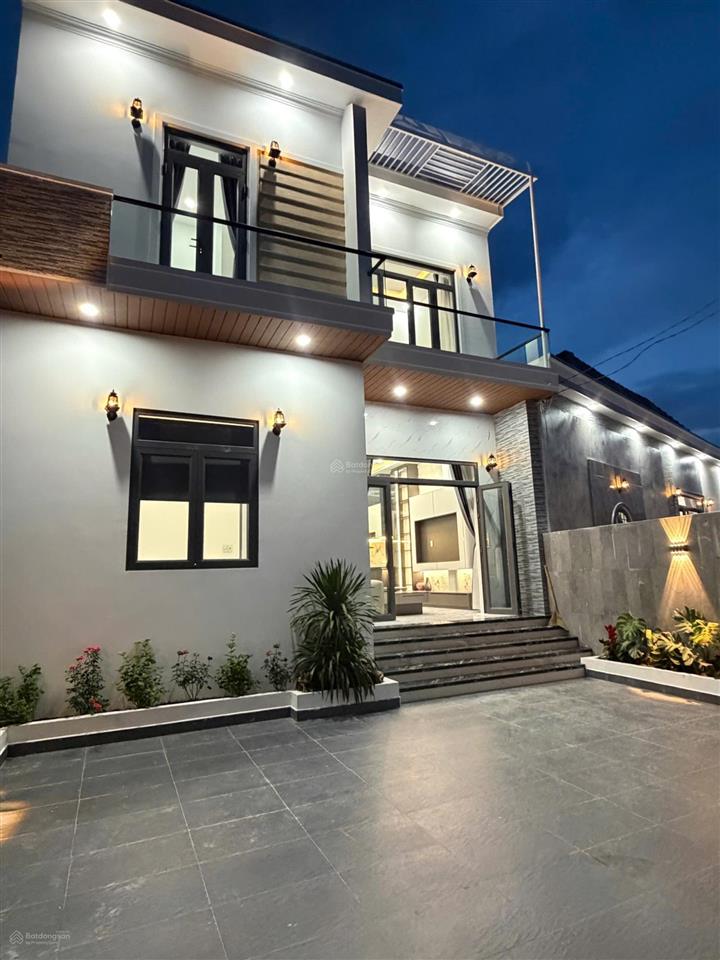Nhà mới 1 trệt 1 lầu 3 phòng ngủ 96.8m2 ngang 7.5m đường rộng 7m đường cây duối, diên khánh 2ty950