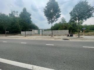 Lô góc 3 mặt tiền mỹ phước bàu bàng kinh doanh đa ngành, dt 24 x 77 tc 300m2 giá 13 tỷ