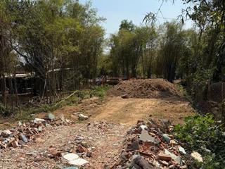 Đất định hoà mặt tiền bê tông dx072 diện tích 10 x 30m thổ cư 60m2, giá 3tỷ650 triệu