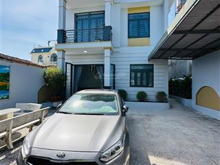 Nhà trung tâm tp mới cách chợ,trường học các cấp 200m,dt 10 x 25 tc 164m,sân rộng,4p ngủ 4wc