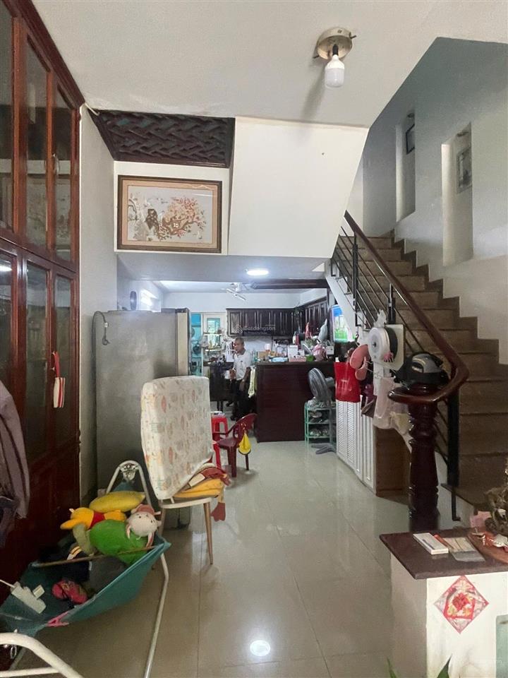 Nhà trệt 3 lầu kdc an phú hưng đối diện trường thcs nguyễn thị thập,đường nhựa 6m thông
