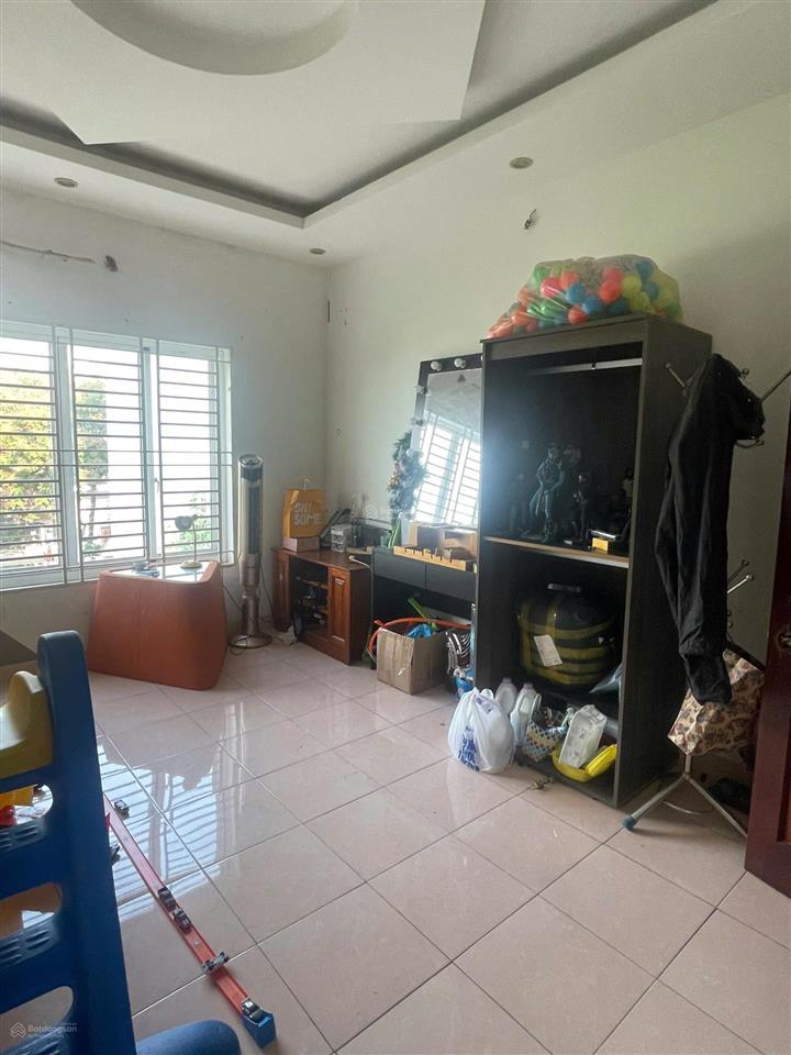 Nhà trệt 3 lầu kdc an phú hưng đối diện trường thcs nguyễn thị thập,đường nhựa 6m thông