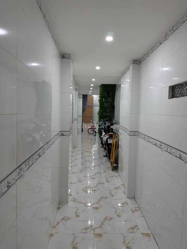 cần bán căn nhà mặt tiền đường mạc cửu