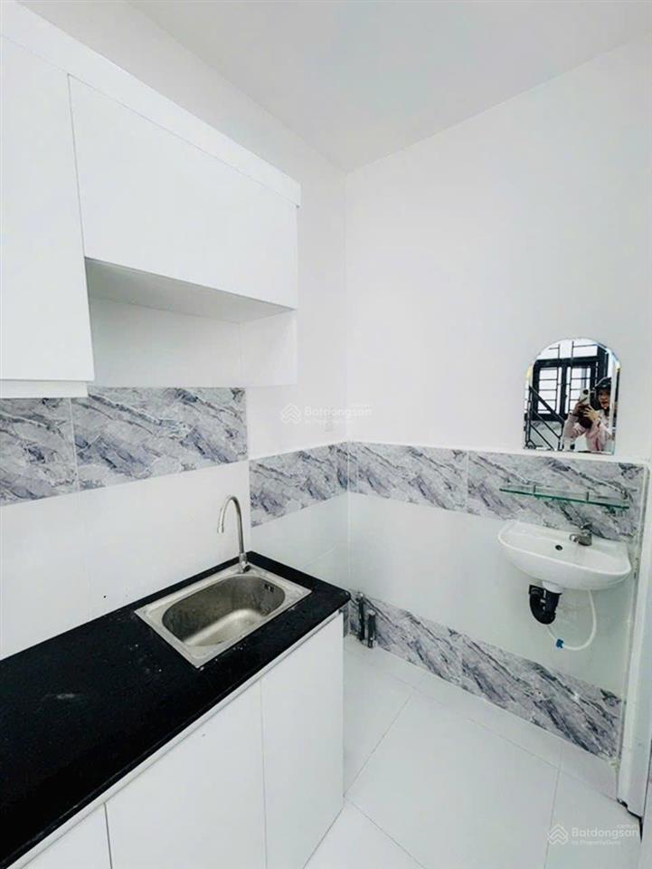 Nhà sau công viên phần mềm quang trung q12,36m2 thổ cư 100% giá 990 tr