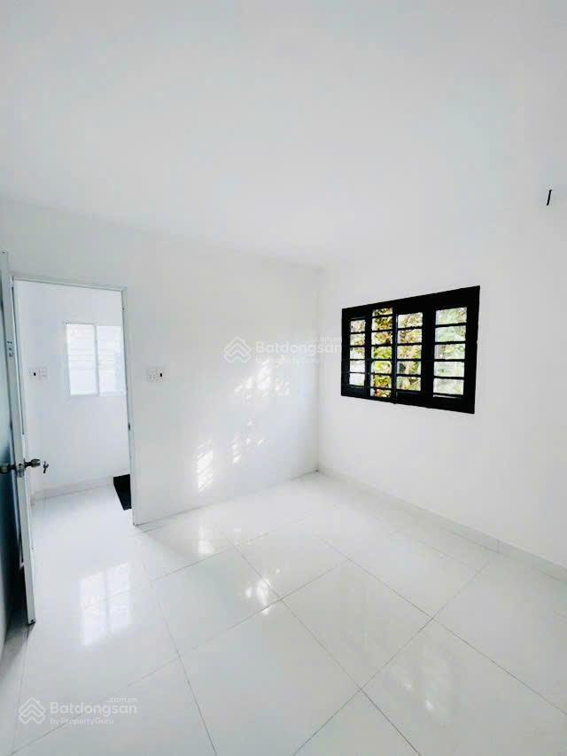 Nhà sau công viên phần mềm quang trung q12,36m2 thổ cư 100% giá 990 tr