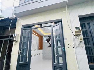 Nhà ngay ngã ba đông quang đường nguyễn ảnh thủ, q12 1t 1l, 32m2 giá 1tỷ550 tl