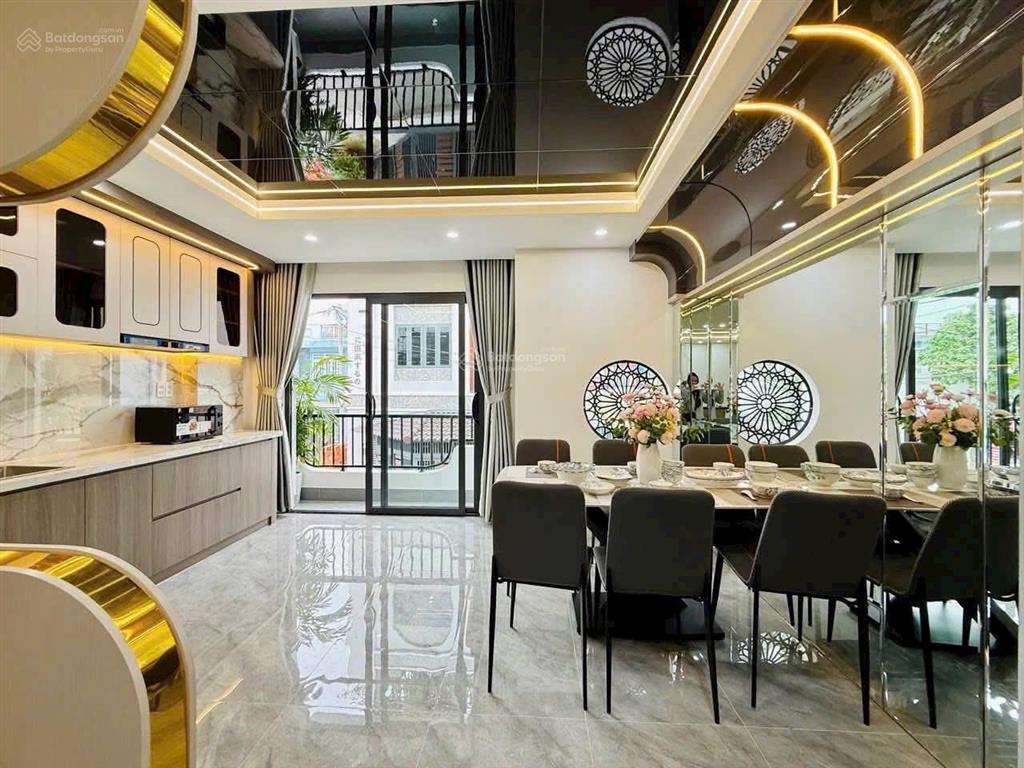 Hàng hiếm tại thạnh lộc 37, 18 triệu, 60m2, 4pn, 5wc, cho thuê nhà riêng