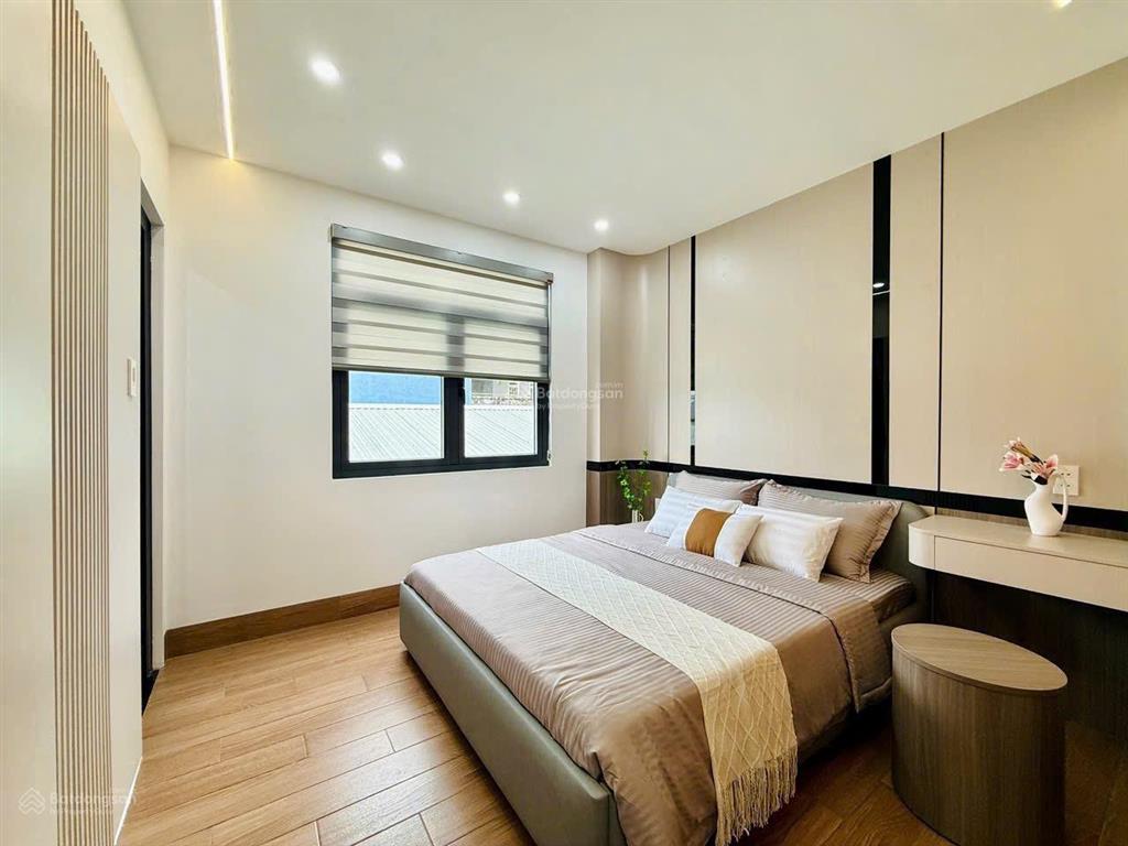Hàng hiếm tại thạnh lộc 37, 18 triệu, 60m2, 4pn, 5wc, cho thuê nhà riêng