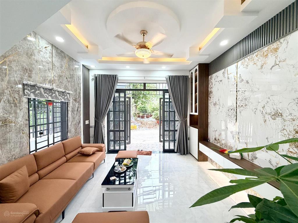 Nhà riêng góc 2 mặt tiền bán tại hà huy giáp, thạnh xuân, quận 12, tp. hcm, giá 4 tỷ 450tr, 72m2