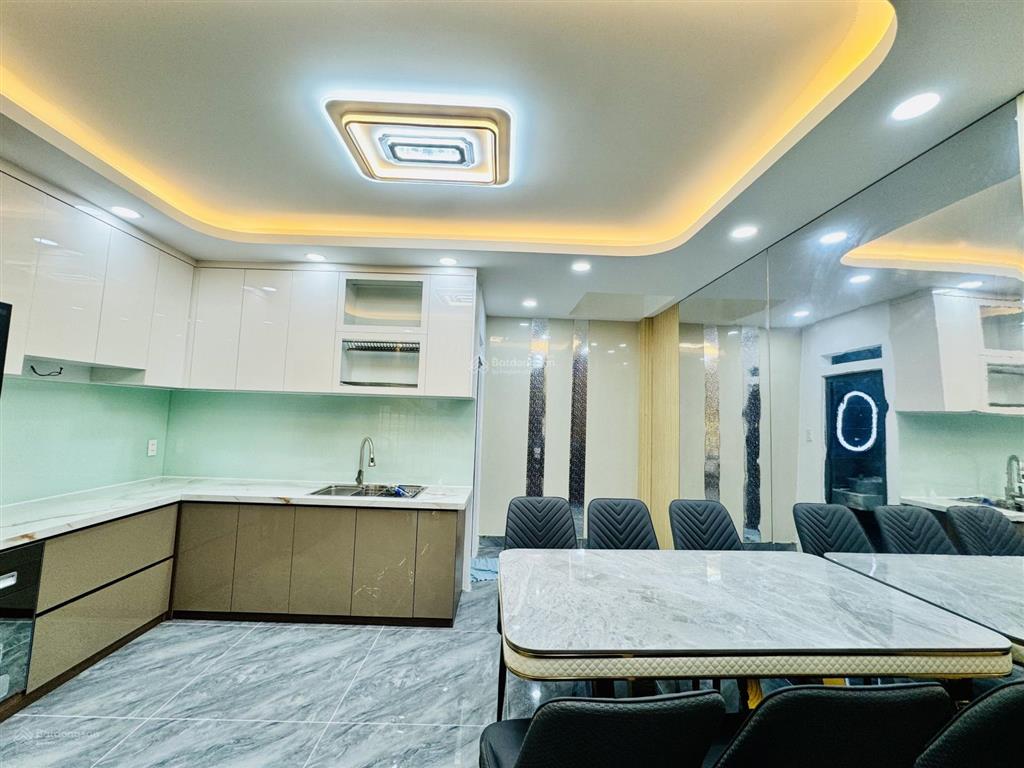 Bán khu nhà vip phường thạnh xuân  4pn 5wc 50,3m2 giá 5,999 tỷ tại thạnh xuân 38, q12, hcm