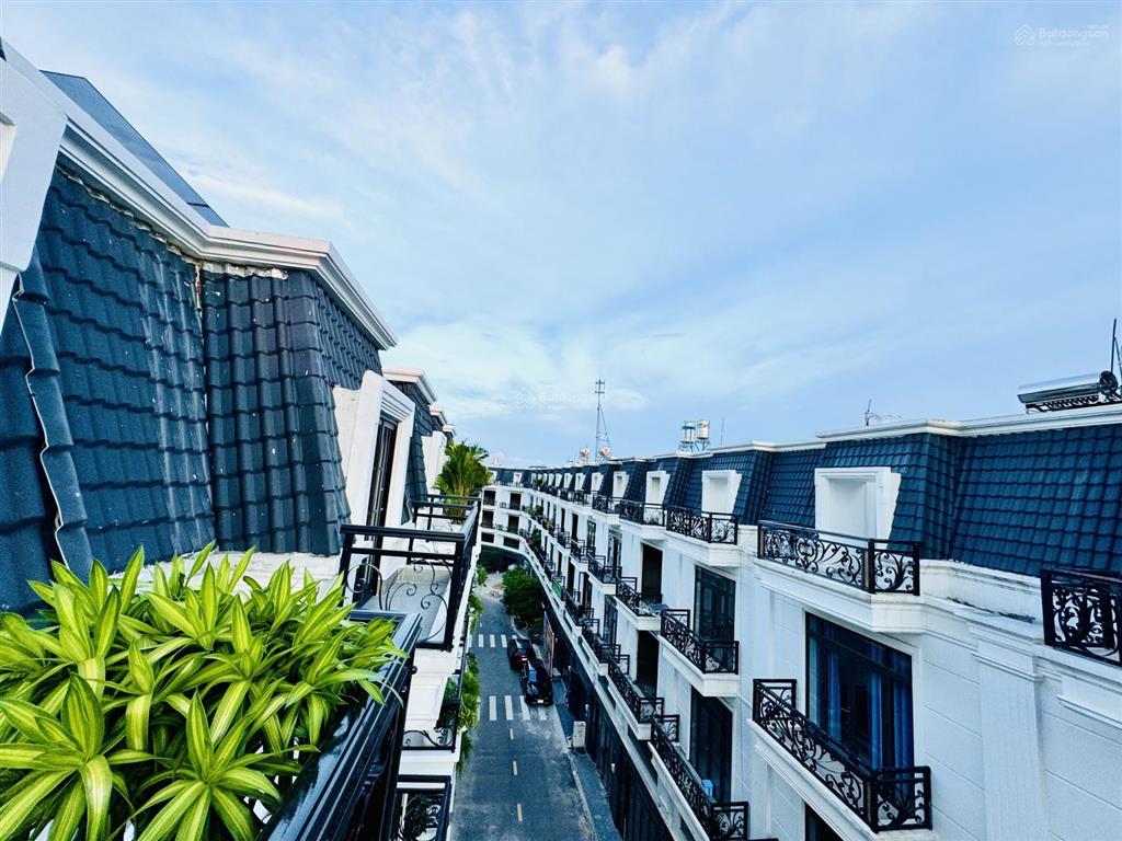Bán khu nhà vip phường thạnh xuân  4pn 5wc 50,3m2 giá 5,999 tỷ tại thạnh xuân 38, q12, hcm