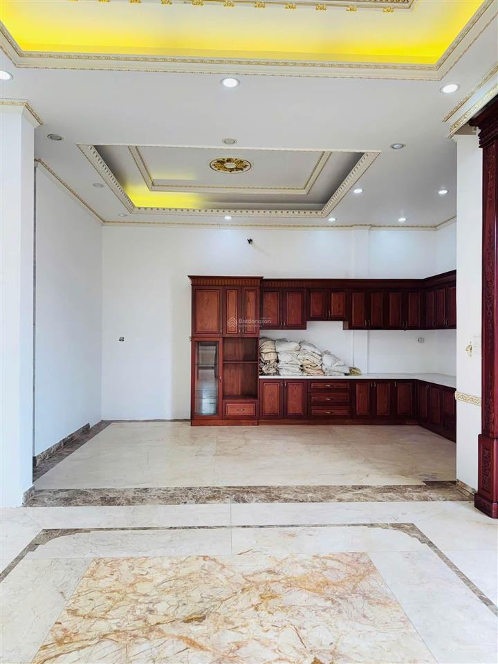 Bán nhà biệt thự riêng tại thạnh lộc 37, 29 tỷ, 731m2, 7pn, 8wc, 3 tầng, pháp lý đầy đủ