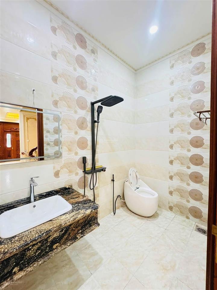 Bán nhà biệt thự riêng tại thạnh lộc 37, 29 tỷ, 731m2, 7pn, 8wc, 3 tầng, pháp lý đầy đủ