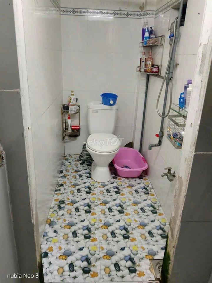 Nhà 4tr9 80m2 cách chợ Đuờng 100m