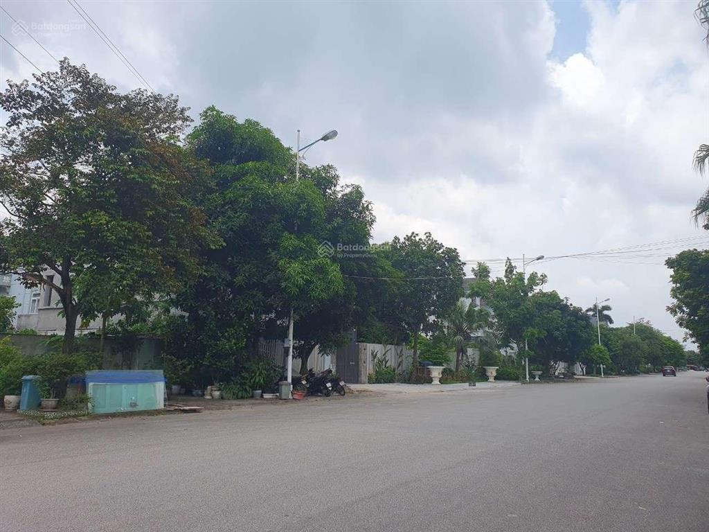 Bán biệt thự song lập (nhà thô) 180m2 (tuyến 2 sau mặt đường)
