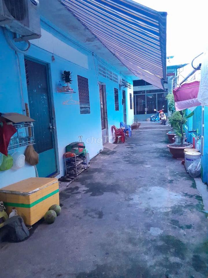 Bán nhà 