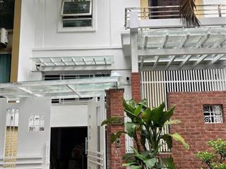 Chủ cần bán nhà đẹp ngã 3 kim mã  núi trúc tt ba đình 50m 5 tầng mt5m nội thất xịn gần phố