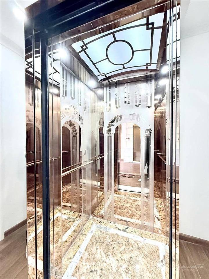 Bán nhà ba đình  ngã 3 văn cao liễu giai 48m2 6 tầng thang máy 10 tỷ, ngõ nông 30m ra phố