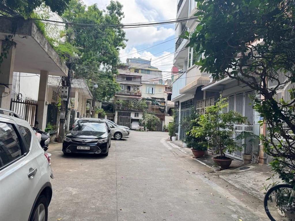 Bán nhà ba đình  ngã 3 văn cao liễu giai 48m2 6 tầng thang máy 10 tỷ, ngõ nông 30m ra phố