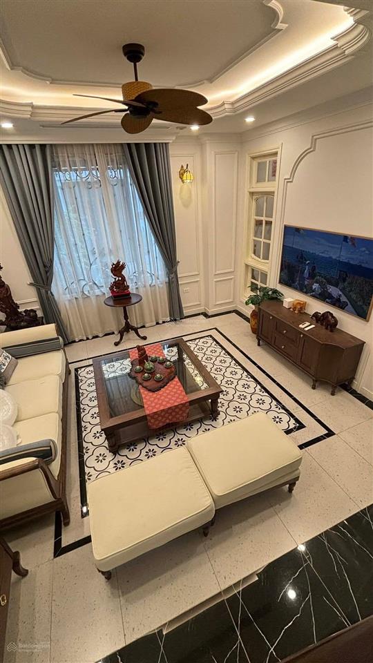 Bán nhà phố hoàng cầu  trần quang diệu 50 m 6 tầng 10m ra ôtô tránh  nhà xây còn rất mới  sổ đẹp