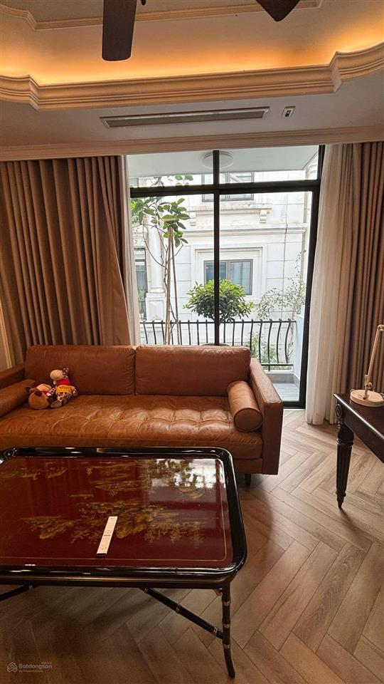 Bán nhà phố hoàng cầu  trần quang diệu 50 m 6 tầng 10m ra ôtô tránh  nhà xây còn rất mới  sổ đẹp