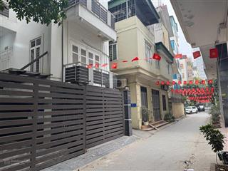 Bán gấp nhà đẹp ở ngay phố thái hà  đống đa  10m ra phố  lô góc  nhà xây cực đẹp  ngõ thông