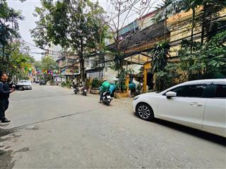 Nhà ngọc khánh  ba đình  khu phân lô cán bộ  ngõ thông  thang máy 35m ra phố  giá 8,9 tỷ