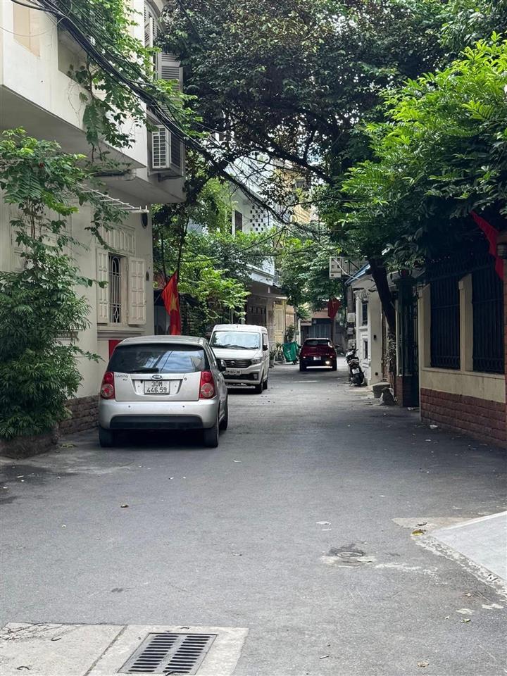 Phân lô quân đội lê trọng tấn 75m2 ngõ ô tô tránh  hai mặt ngõ  ô chờ thang máy  dân xây cực đẹp
