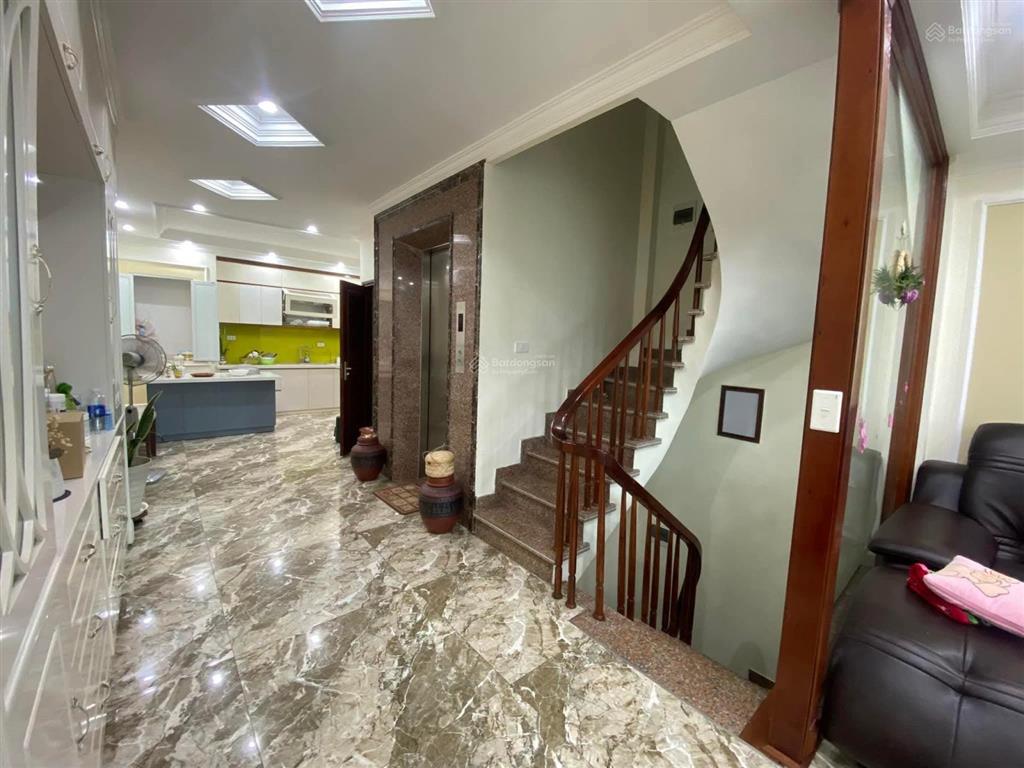 Bán nhà phố hoàng cầu  trần quang diệu  50m 6tầng 10m ra ôtô tránh  nhà xây còn rất mới  sổ đẹp