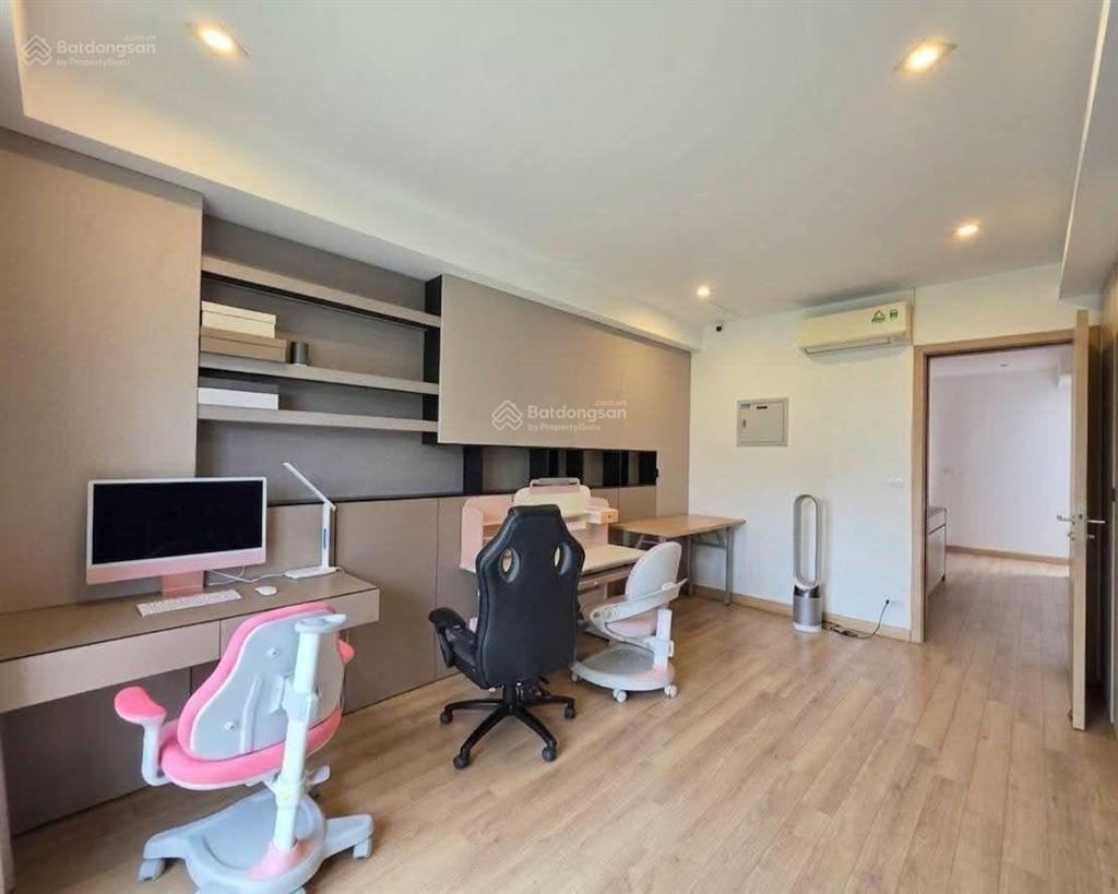 Nhà hoàng cầu đống đa  2 mặt ngõ ô tô tránh kinh doanh ô chờ thang máy kinh doanh nhà cực đẹp