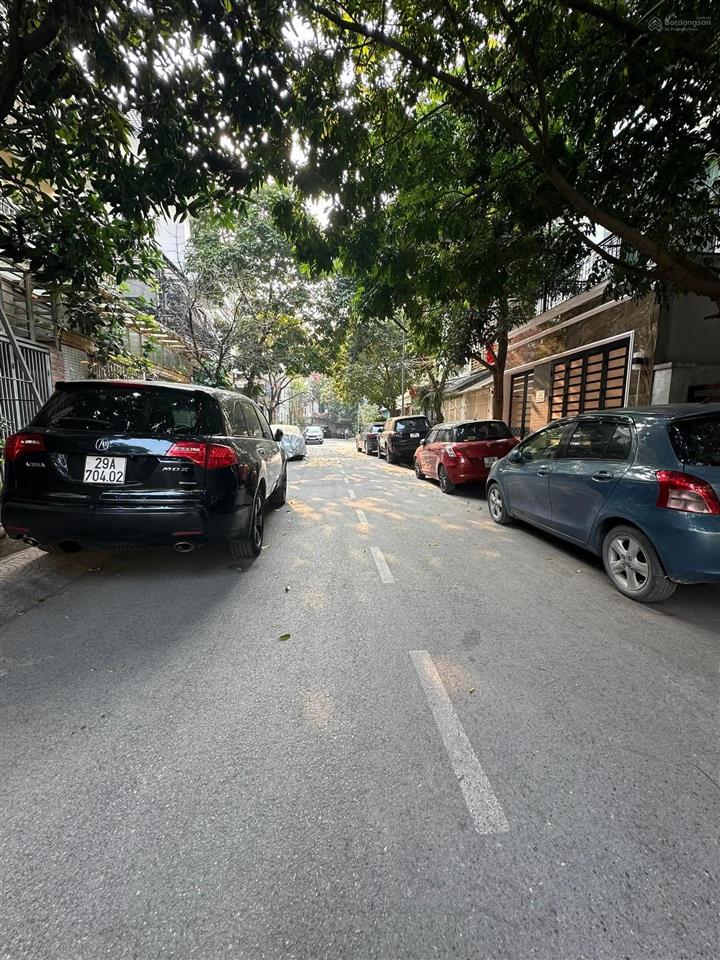 Bán nhà phân lô lê trọng tấn 80m ngõ ô tô tránh  hai mặt ngõ  ô chờ thang máy  dân xây cực đẹp