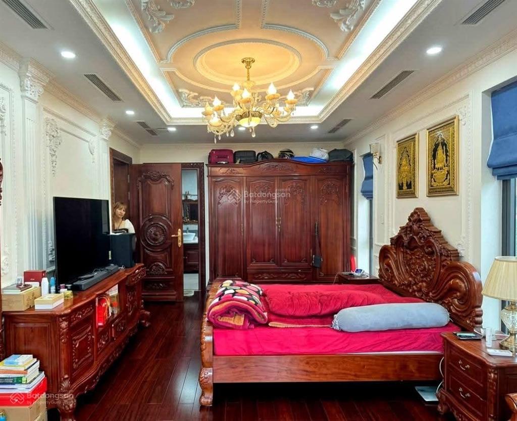 Bán nhà phân lô lê trọng tấn 80m ngõ ô tô tránh  hai mặt ngõ  ô chờ thang máy  dân xây cực đẹp