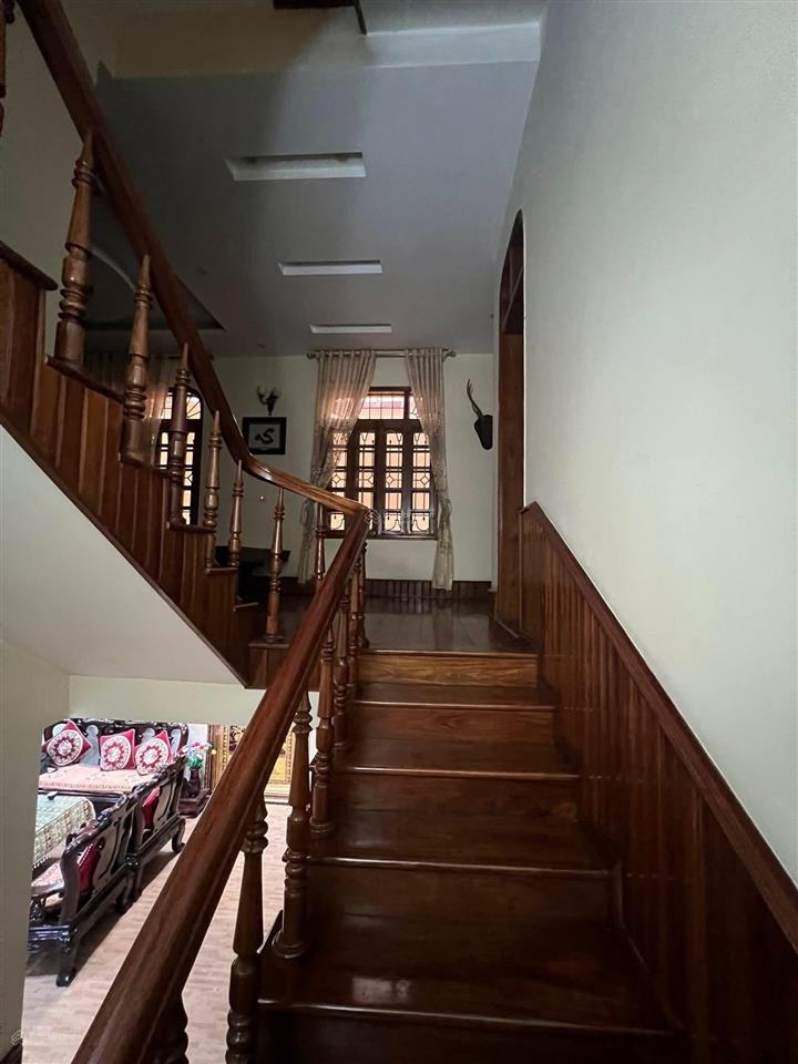 Cực phẩm nguyên hồngtrung tâm đống đa  ô chờ thang máy ngõ ô tô tránh hai thoáng nhà dân xây