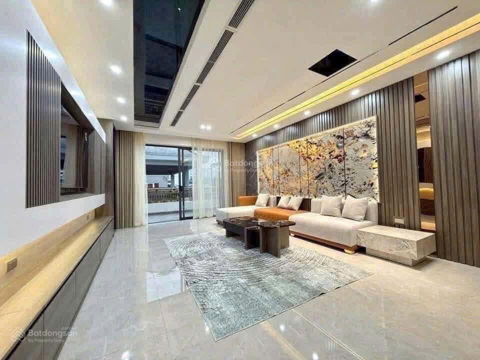 Nhà phố đào tấn  48m2 thang máy  ngõ nông, vài bước ra mặt phố  mặt tiền đẹp nhà mới thoáng