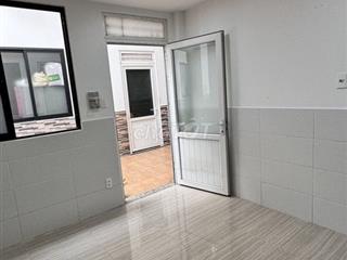 Nhà 40m2 gần chợ bà chiểu