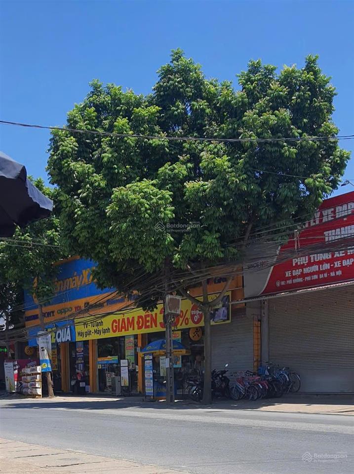Cần bán nhanh lô đất tặng nhà 80m2 ngay trung tâm chợ nhông, vật lại, hn