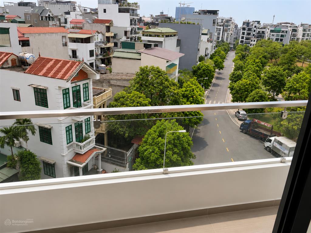 Khai trương ccmn ngọc thụy mới đẹp  thang máy  nội thất đầy đủ chỉ việc xách vali ở