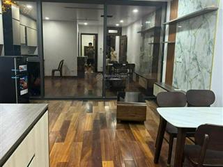 Cho thuê ccmn cao cấp phố lâm hạ long biên 1 n+1k