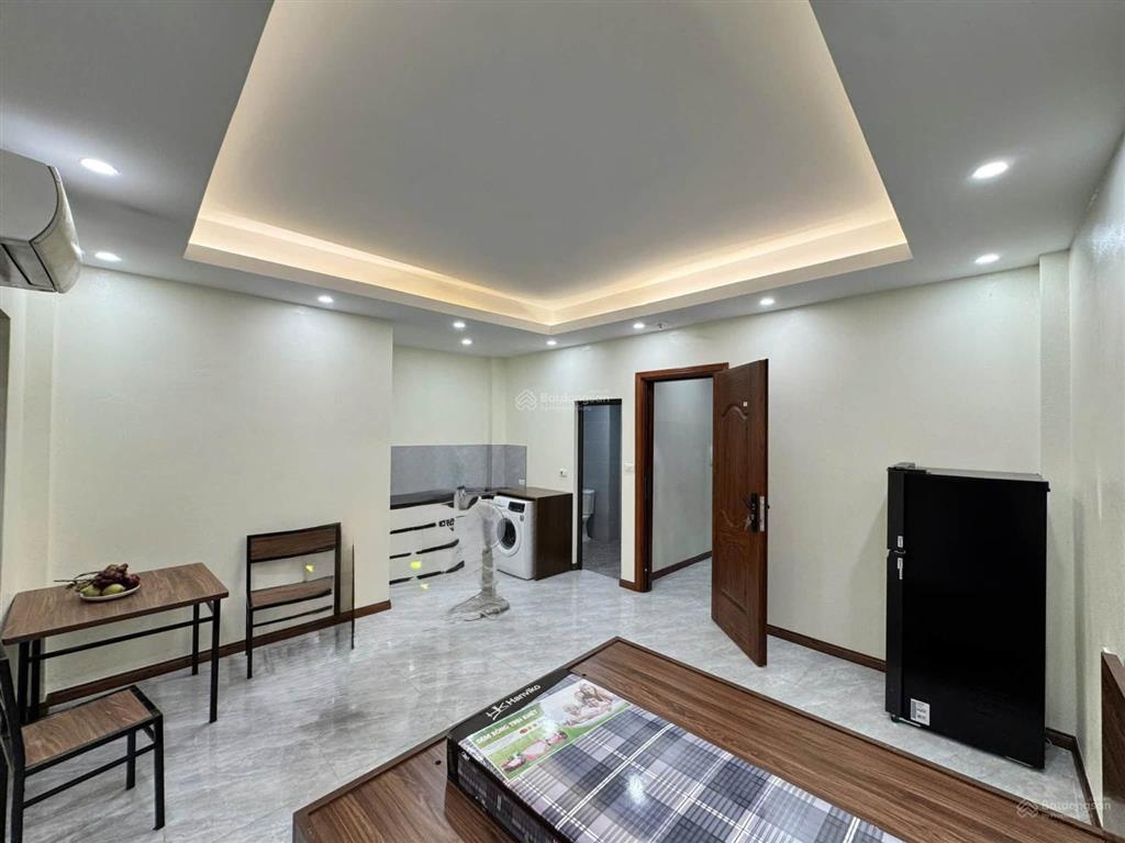 Cho thuê ccmn phố hoàng như tiếp long biên  full nội thất  nội thất xịn  thang máy