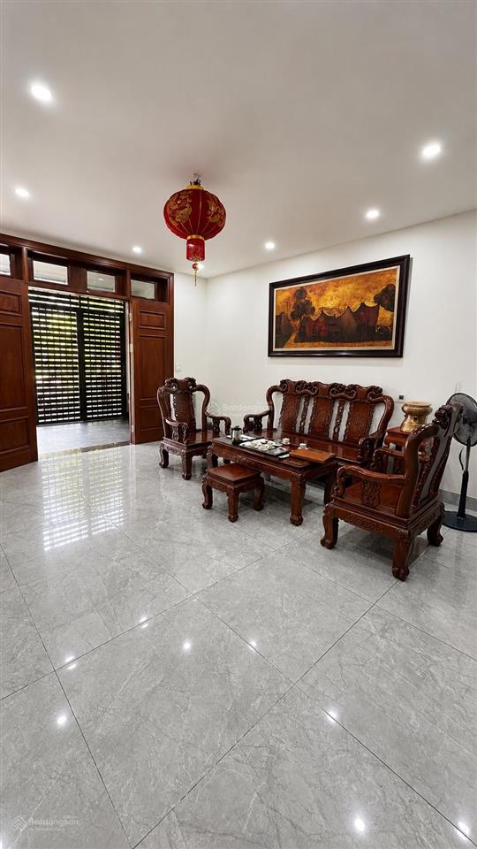 Liền kề tân tây đô 5 tầng thang máy  ô tô đỗ cửa  view vườn hoa  chủ mót bán