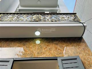 Bán nhà phân lô phú diễn, bắc từ liêm, ô tô đỗ cửa, thang máy, nhà mới hoàn thiện