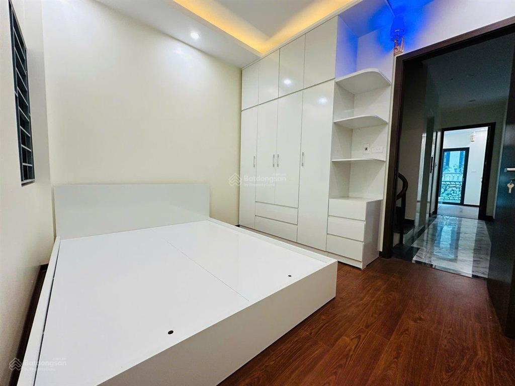 Bán nhà phân lô phú diễn, bắc từ liêm, ô tô đỗ cửa, thang máy, nhà mới hoàn thiện