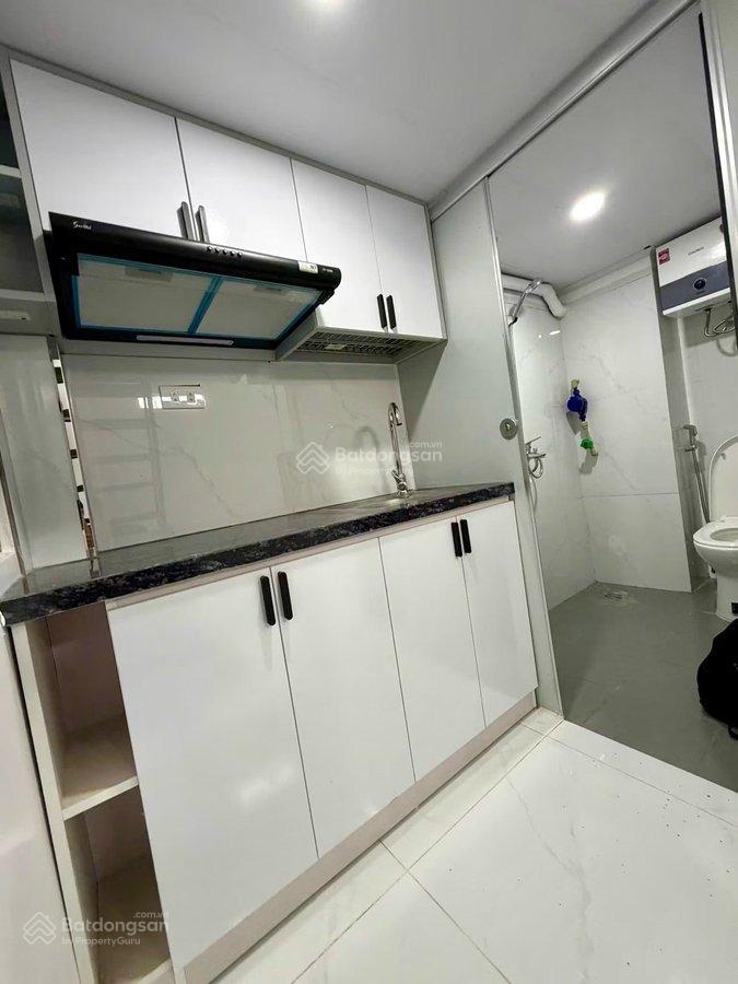 Bán ccmn văn trì, bắc từ liêm  7 tầng thang máy  16 phòng khép kín  dòng tiền 800tr/năm