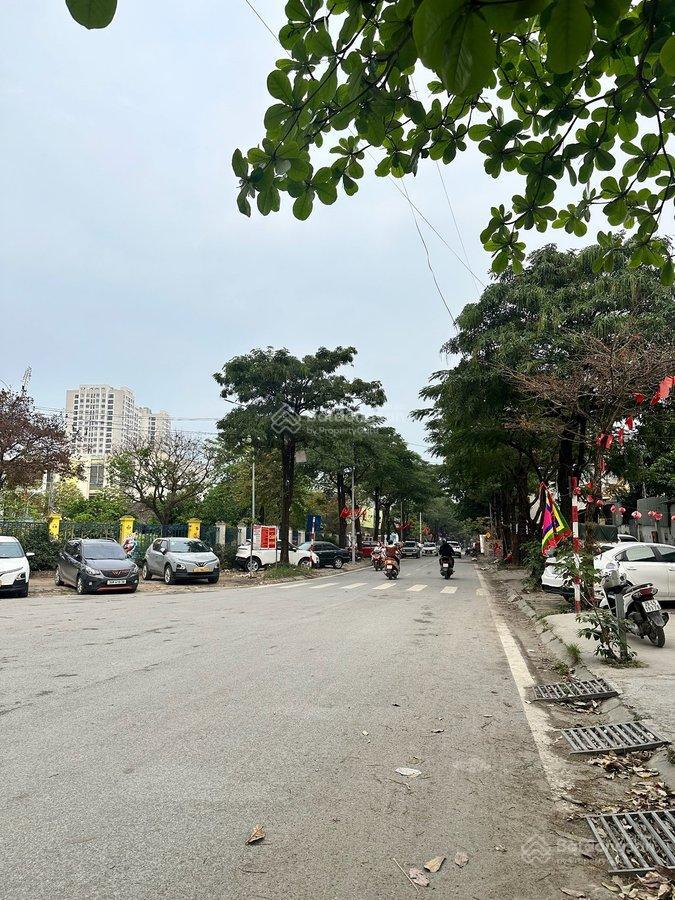 Bán đất phân lô tđc nam từ liêm vỉa hè ô tô tránh view vườn hoa