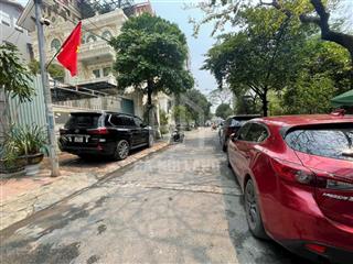 Bán đất phân lô tđc xuân phương nam từ liêm vỉa hè ô tô tránh view vườn hoa